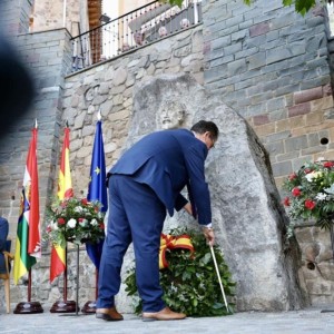 ACTO INSTITUCIONAL con motivo de la Conmemoración del Bicentenario del Nacimiento de PRAXEDES MATEO-SAGASTA en Torrecilla en Cameros