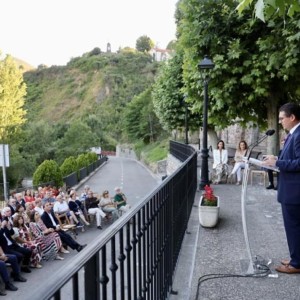 ACTO INSTITUCIONAL con motivo de la Conmemoración del Bicentenario del Nacimiento de PRAXEDES MATEO-SAGASTA en Torrecilla en Cameros