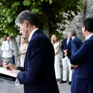 ACTO INSTITUCIONAL con motivo de la Conmemoración del Bicentenario del Nacimiento de PRAXEDES MATEO-SAGASTA en Torrecilla en Cameros