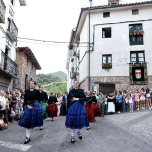 ACTO INSTITUCIONAL con motivo de la Conmemoración del Bicentenario del Nacimiento de PRAXEDES MATEO-SAGASTA en Torrecilla en Cameros