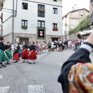 ACTO INSTITUCIONAL con motivo de la Conmemoración del Bicentenario del Nacimiento de PRAXEDES MATEO-SAGASTA en Torrecilla en Cameros